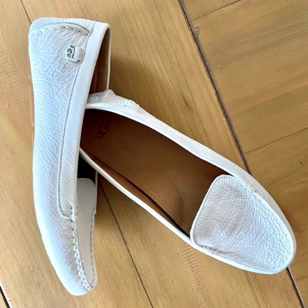 NEW UGG Oxford Loafer